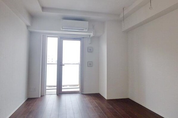 レジディア亀戸の物件内観写真